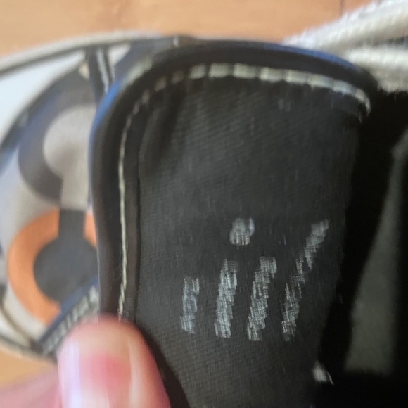 Vintage Y2K Women’s Size 6 Coach Monogram Logo Canvas Sneakers - Picture 7 of 7